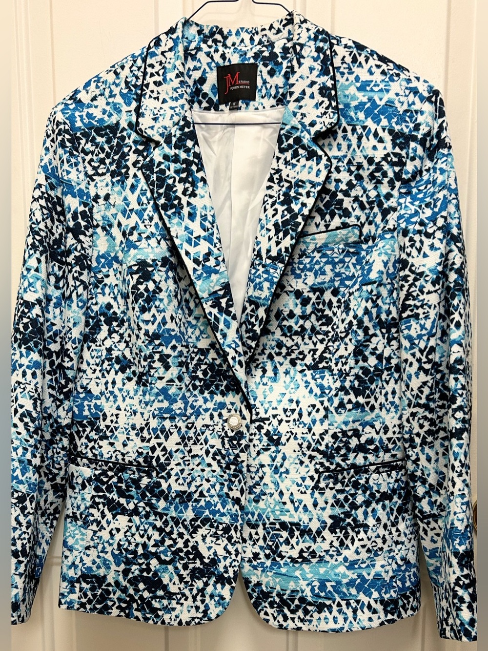 JM Studio by John Meyer Blue & White Abstract Print Blazer